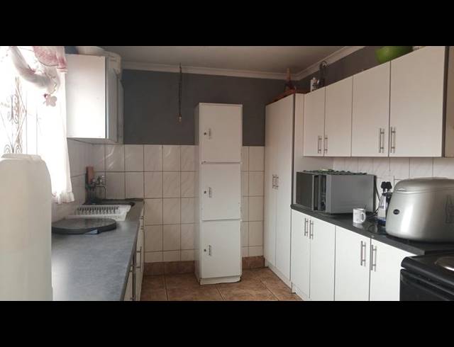 3 BEDROOM HOUSE FOR SALE IN RANDGATE